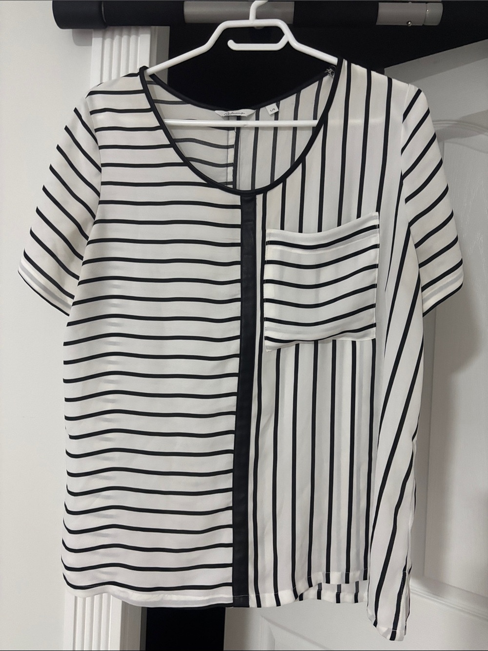 Reitmans Black and White Mixed Stripe Short Sleeve Blouse